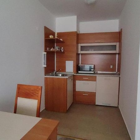 Апартамент Полюси 2 Pantai Sunny Luaran gambar